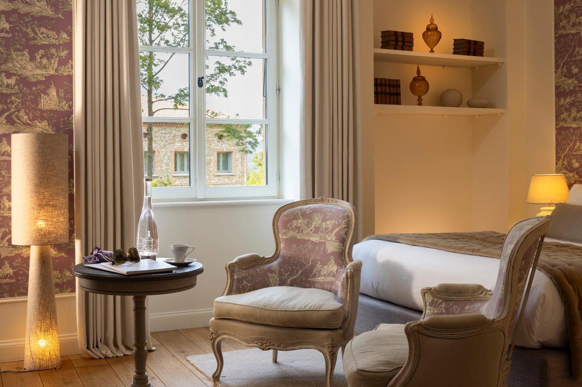 Chateau Les Oliviers De Salettes Charols Екстериор снимка