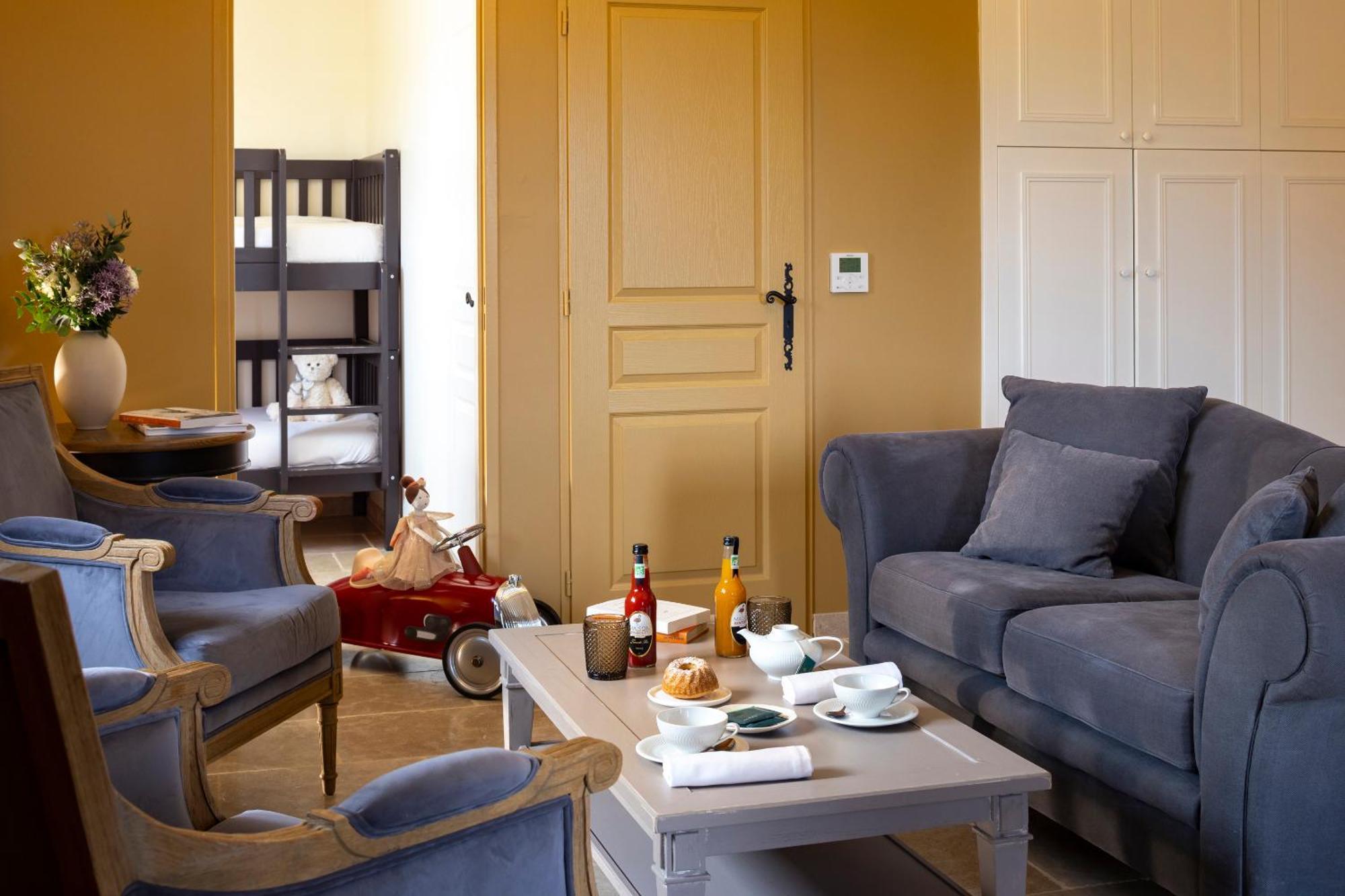 Chateau Les Oliviers De Salettes Charols Екстериор снимка