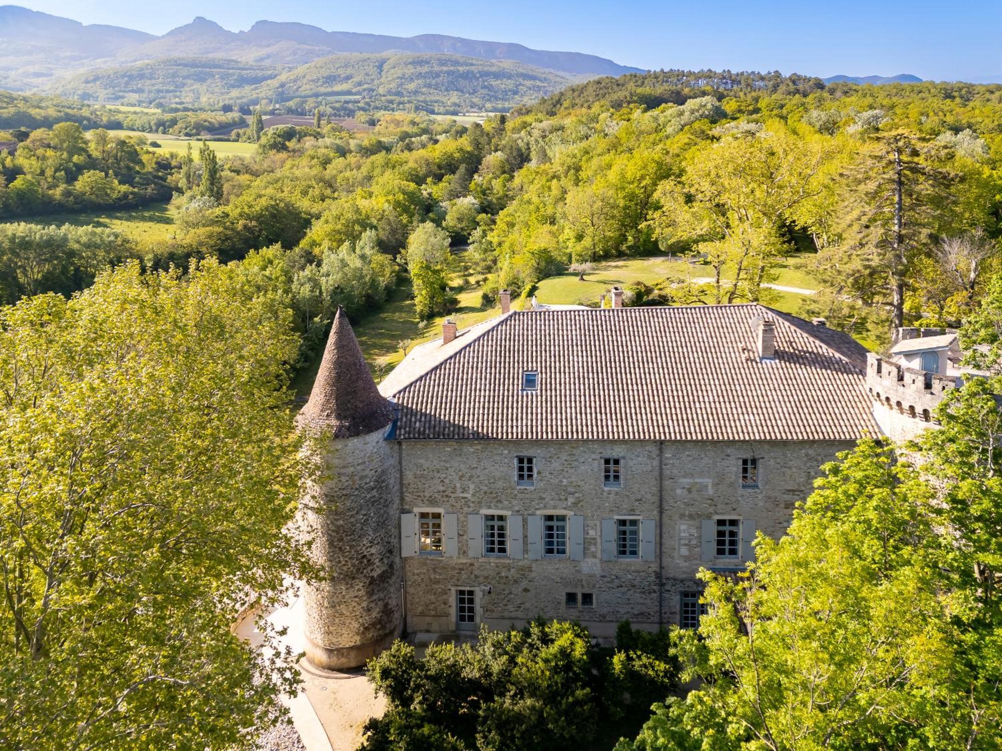 Chateau Les Oliviers De Salettes Charols Екстериор снимка