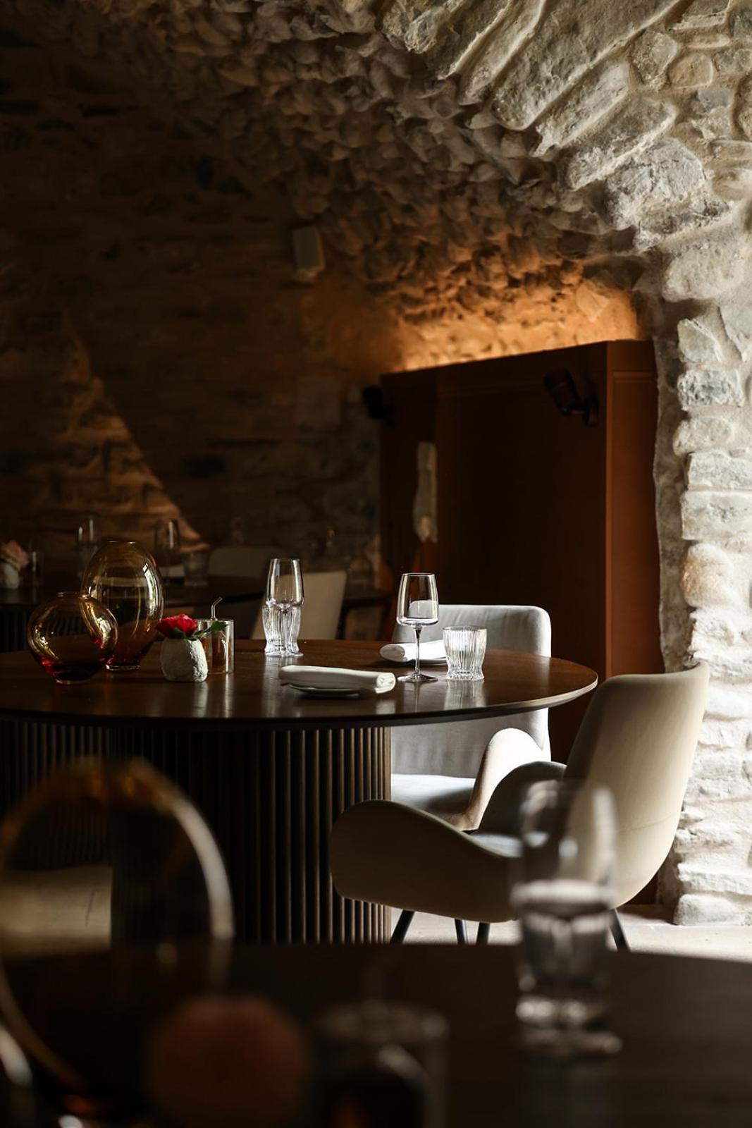 Chateau Les Oliviers De Salettes Charols Екстериор снимка